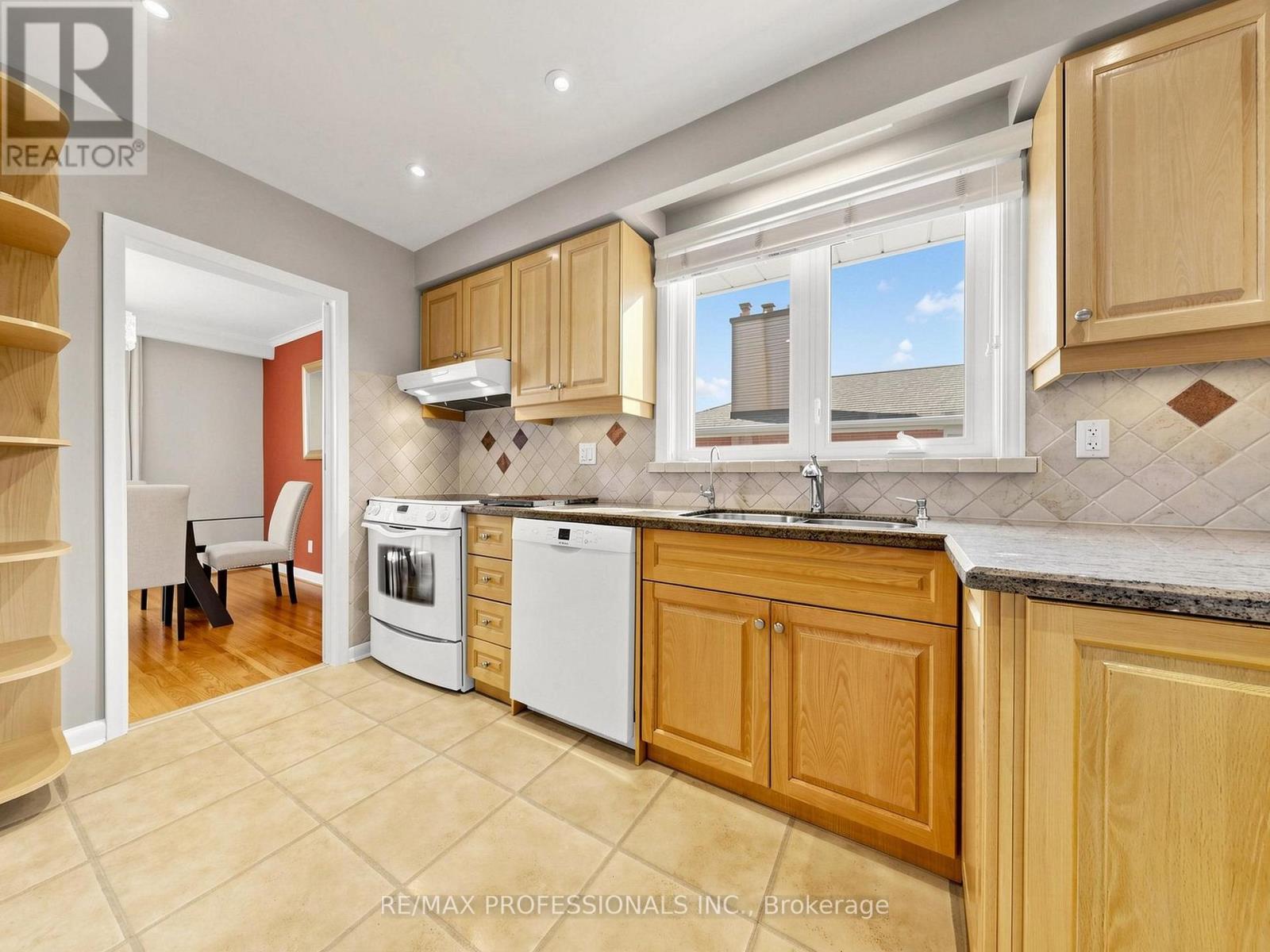 36 TEWSLEY PLACE - 11