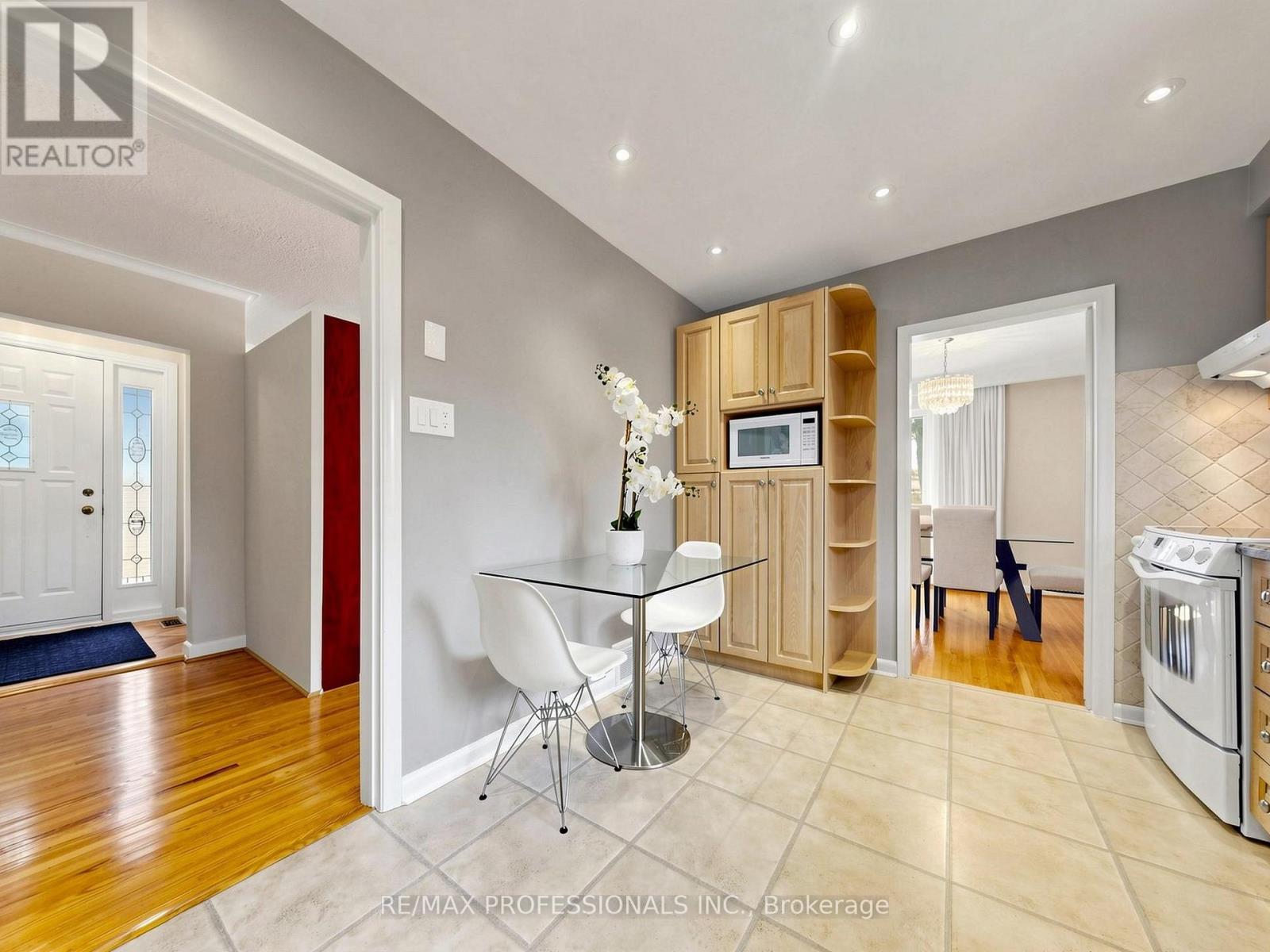 36 TEWSLEY PLACE - 13