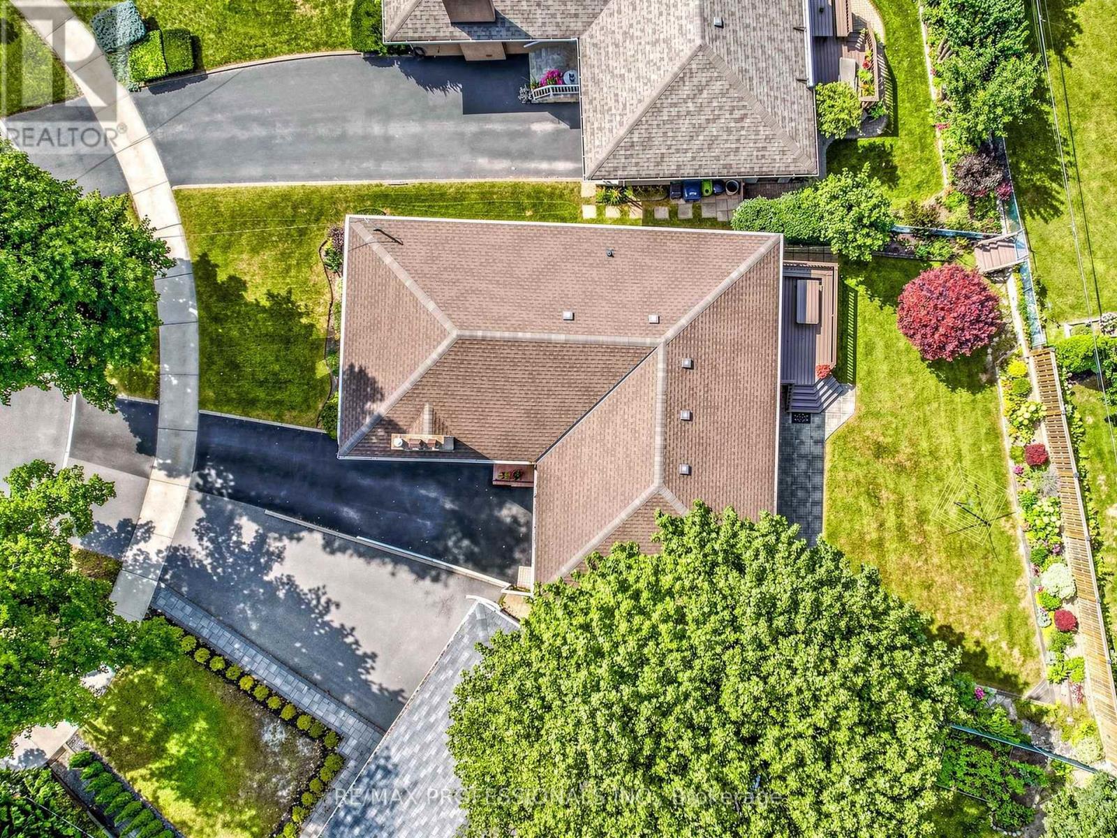 36 TEWSLEY PLACE - 32