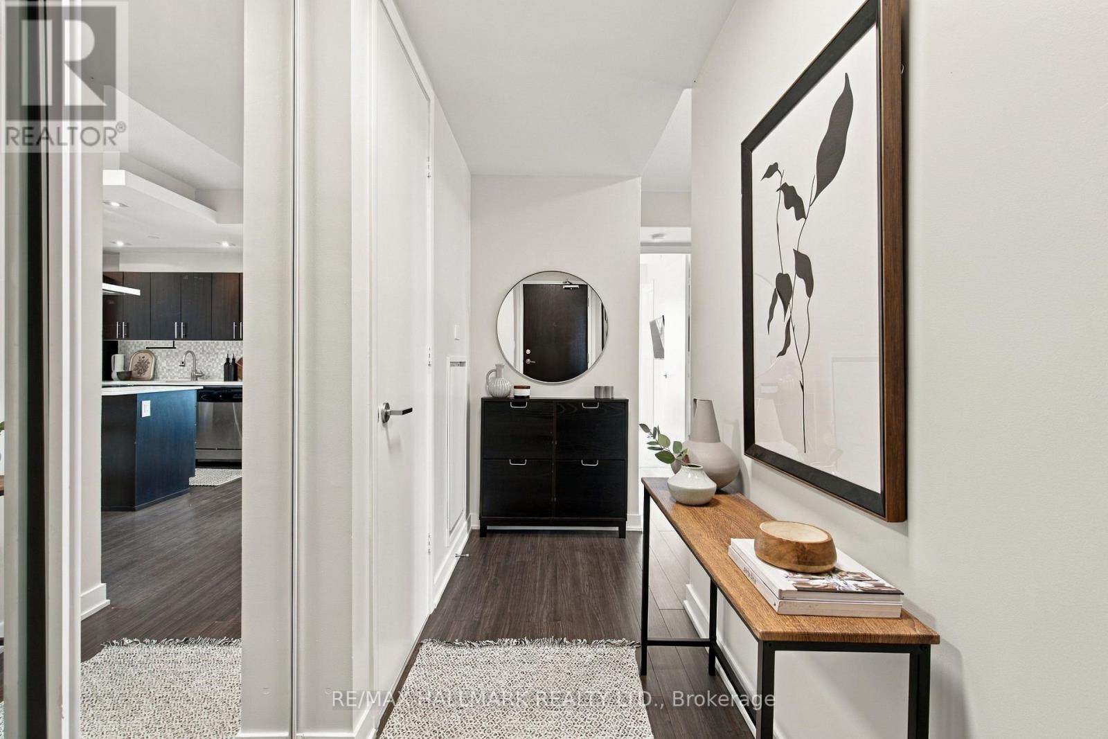 824 - 165 LEGION ROAD N, Toronto (Mimico) — photo 2