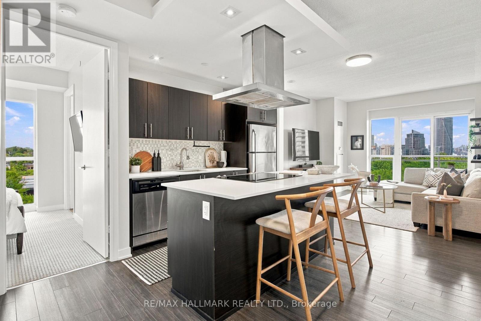 824 - 165 LEGION ROAD N, Toronto (Mimico) — photo 8