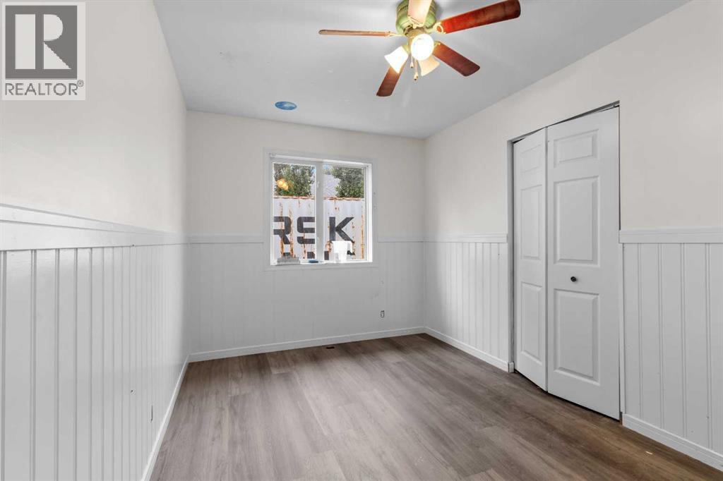 Listing photo – 49 Cambridge Way, Carbon