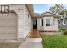 49 Cambridge Way, Carbon, AB T0M0L0 Photo 22