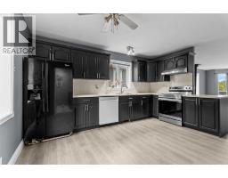 3pc Bathroom - 49 Cambridge Way, Carbon, AB T0M0L0 Photo 6