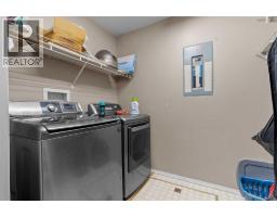 Laundry room - 49 Cambridge Way, Carbon, AB T0M0L0 Photo 8