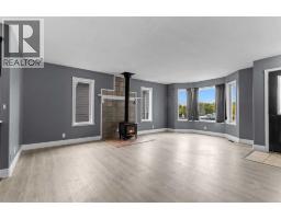 49 Cambridge Way, Carbon, AB T0M0L0 Photo 9