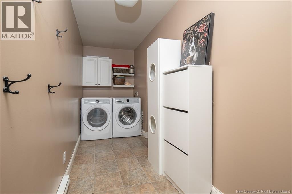 576 Charlotte Street - Image 17