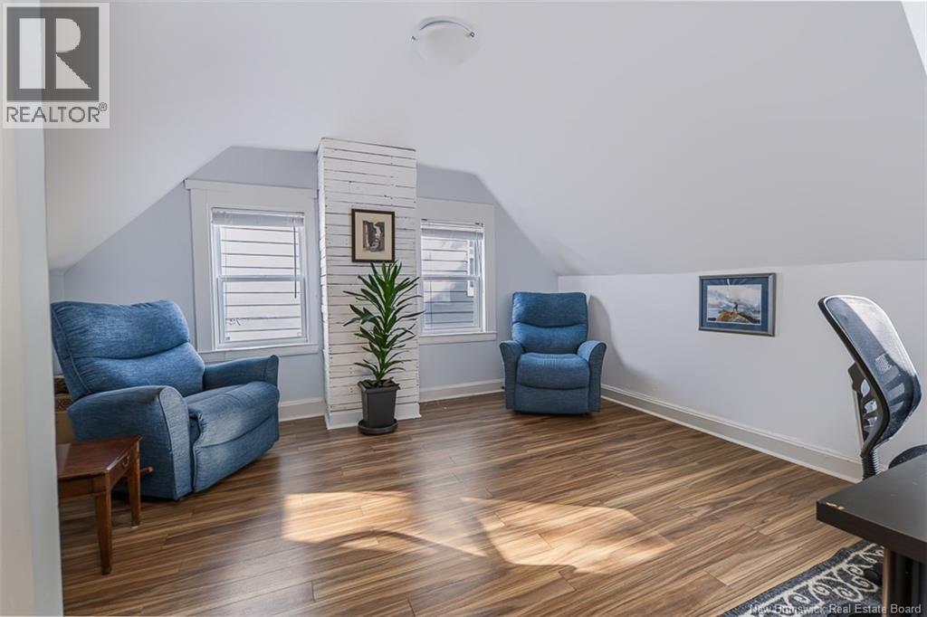 576 Charlotte Street - Image 28