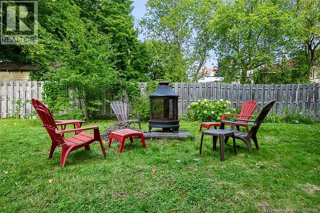 576 Charlotte Street - Image 41