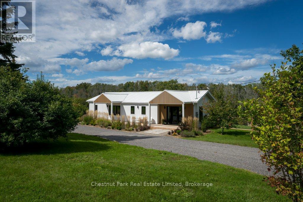 1108 CLOSSON ROAD, Prince Edward County (Hillier Ward)