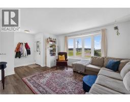 4373 Regional Road 20, West Lincoln, ON L0R1Y0 Photo 9