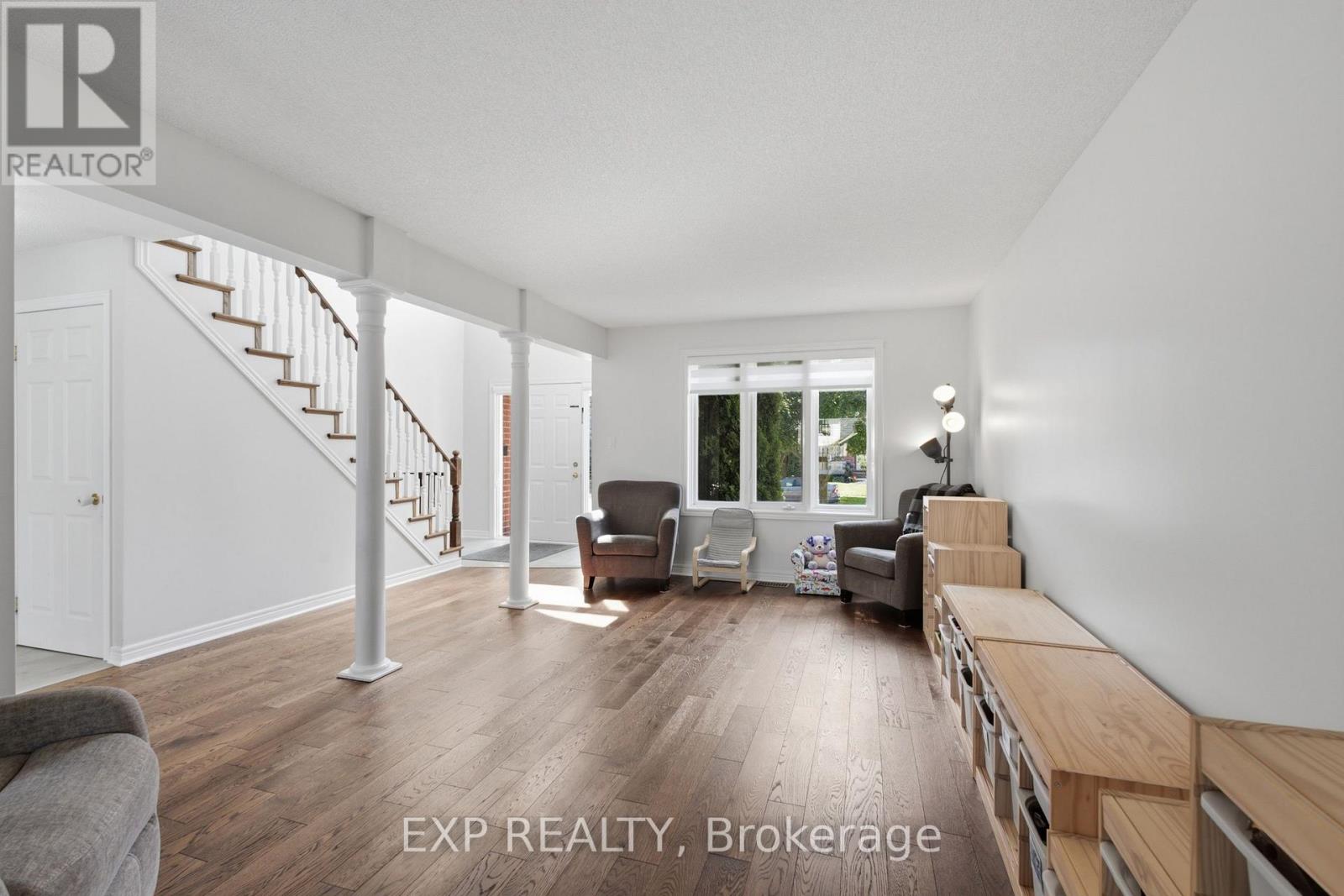 50 CRYSLER CRESCENT, Thorold (Confederation Heights) — photo 7