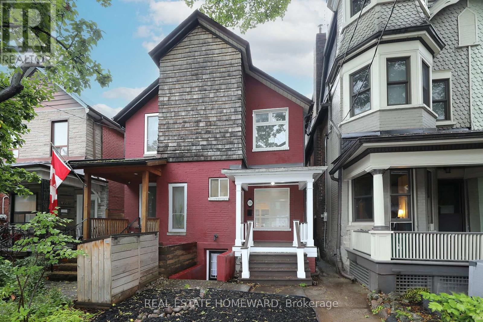 Photo of 178 Delaware Avenue