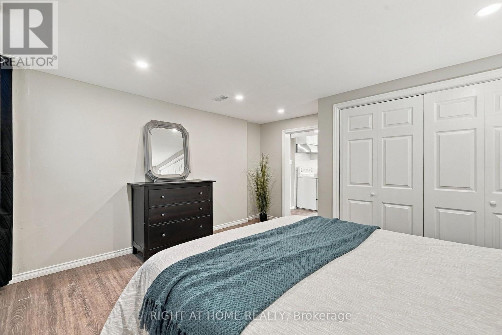14 COLE AVENUE - Image 30