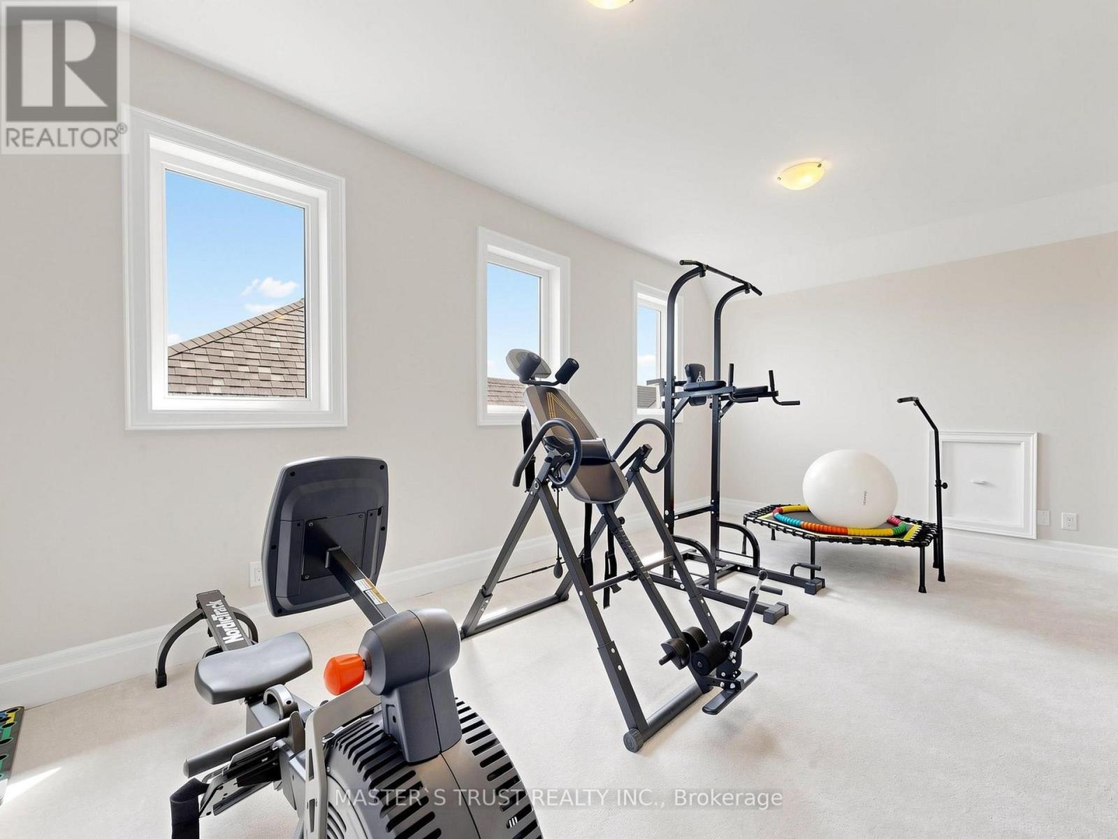 61 GRANGE DRIVE - 42