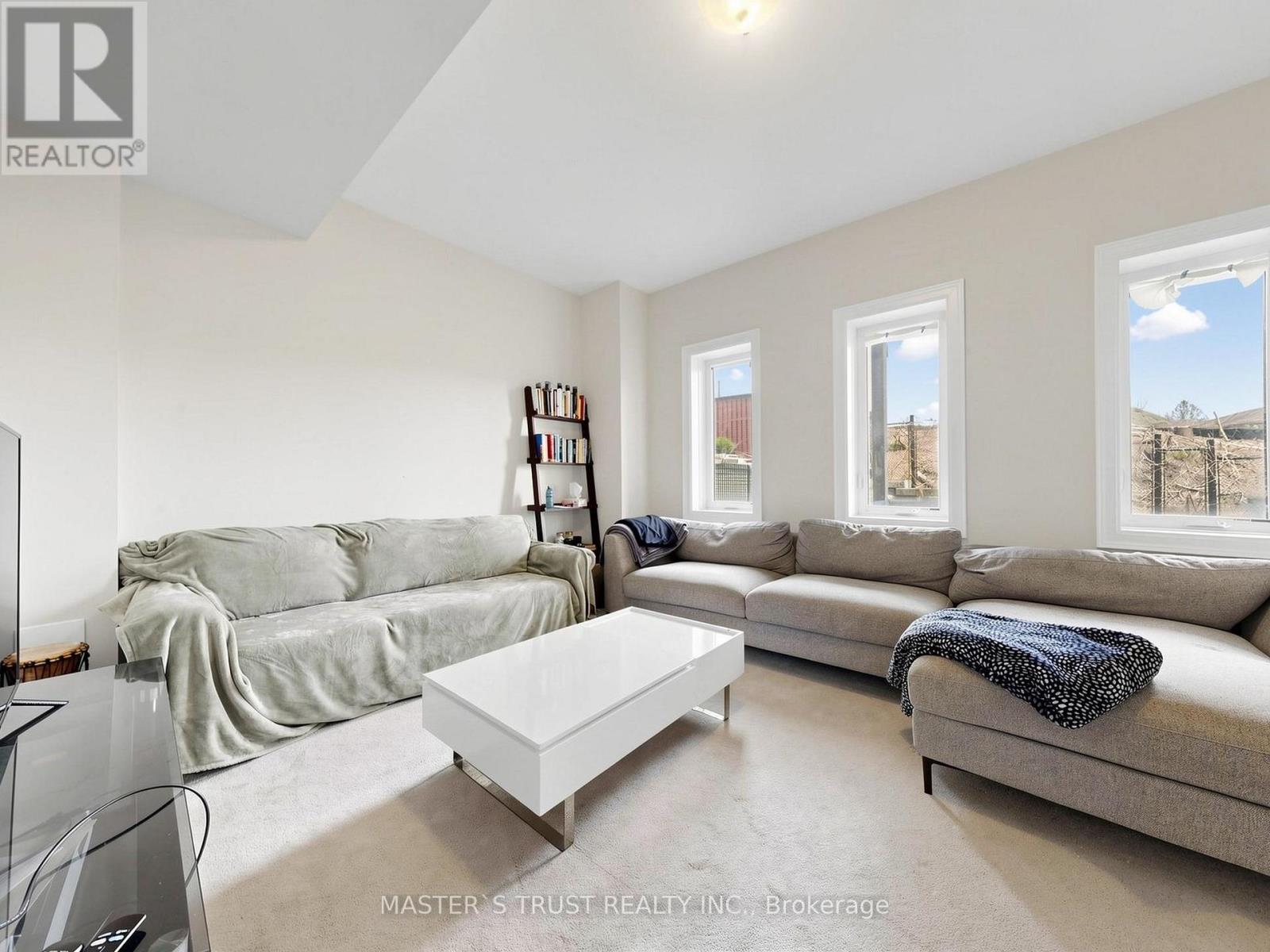 61 GRANGE DRIVE - 46