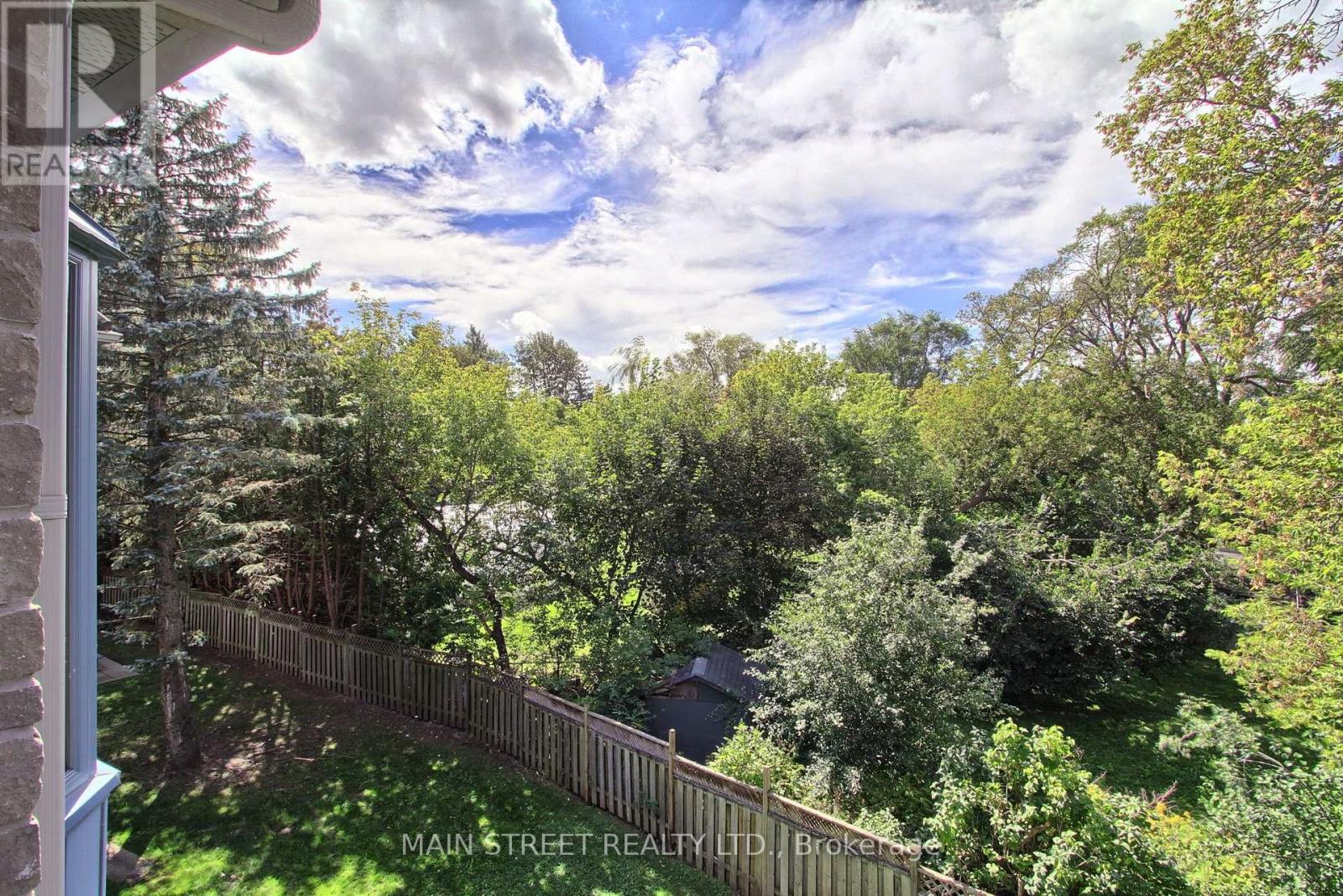 #306 85 WELLINGTON STREET W - 31