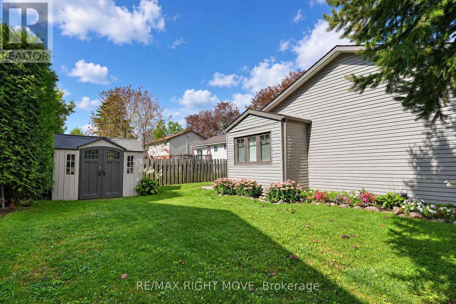 3 LAWSON AVENUE - Image 26