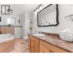 660 East Uniacke Road, East Uniacke, NS B0N1Z0 Photo 21