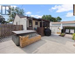 1734 Westcott, Windsor, ON N8Y4C9 Photo 25