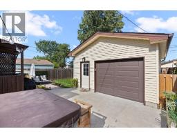 1734 Westcott, Windsor, ON N8Y4C9 Photo 23