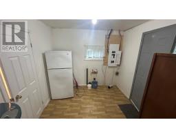 36 Main Road thumbnail 3