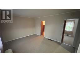 36 Main Road thumbnail 9