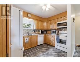 33 Harbour Drive thumbnail 15