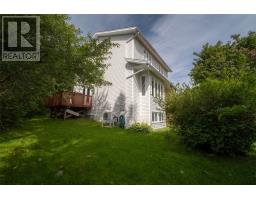 33 Harbour Drive thumbnail 37