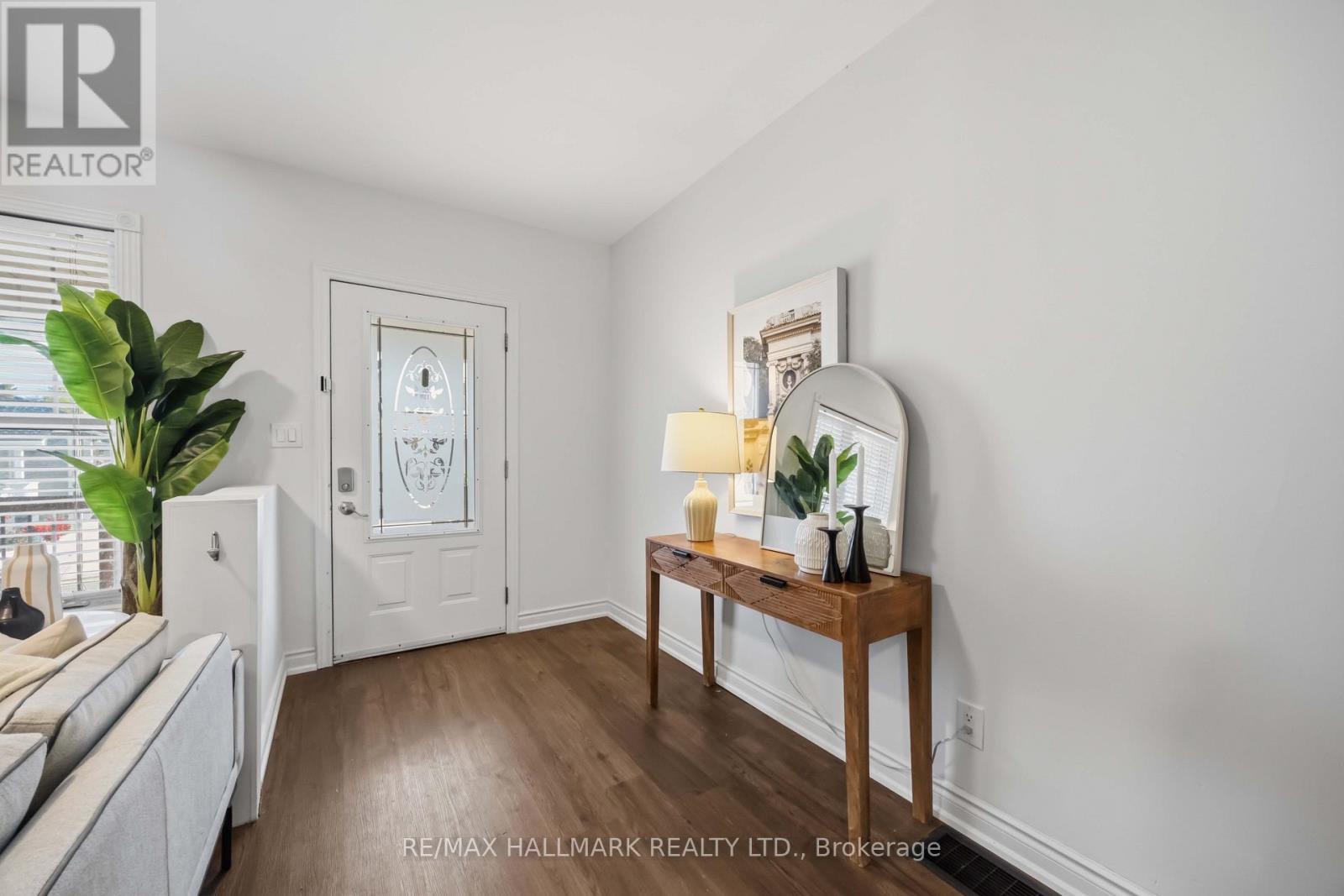 44 HOLLEY AVENUE, Toronto (Weston) — photo 3
