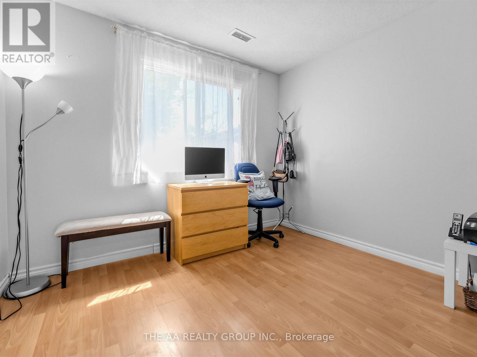 #38 2651 AQUITAINE AVENUE - Image 21
