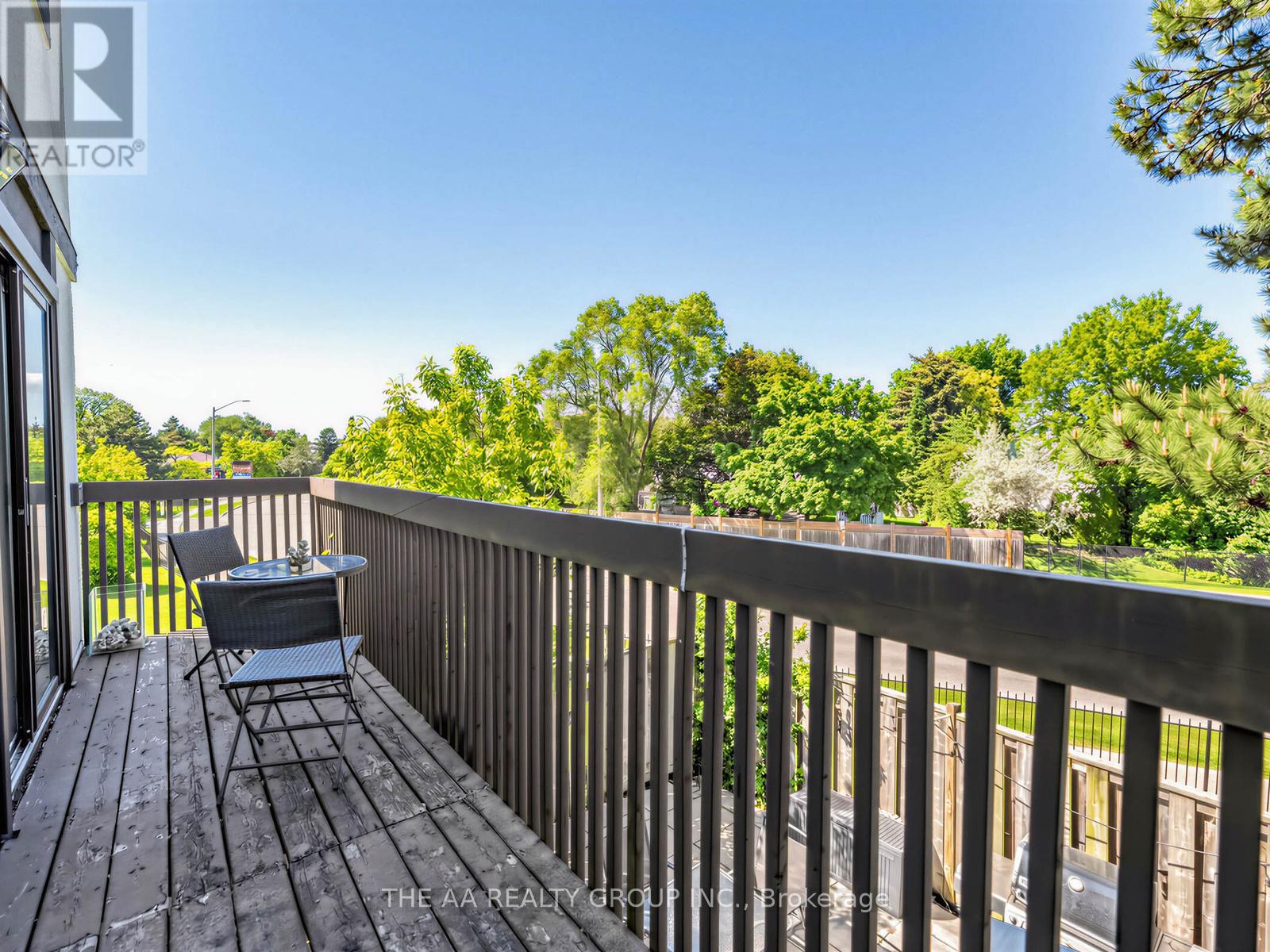 #38 2651 AQUITAINE AVENUE - Image 27