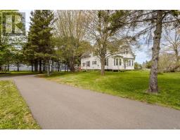 Living room - 1303 Highway 201, Round Hill, NS B0S1A0 Photo 6