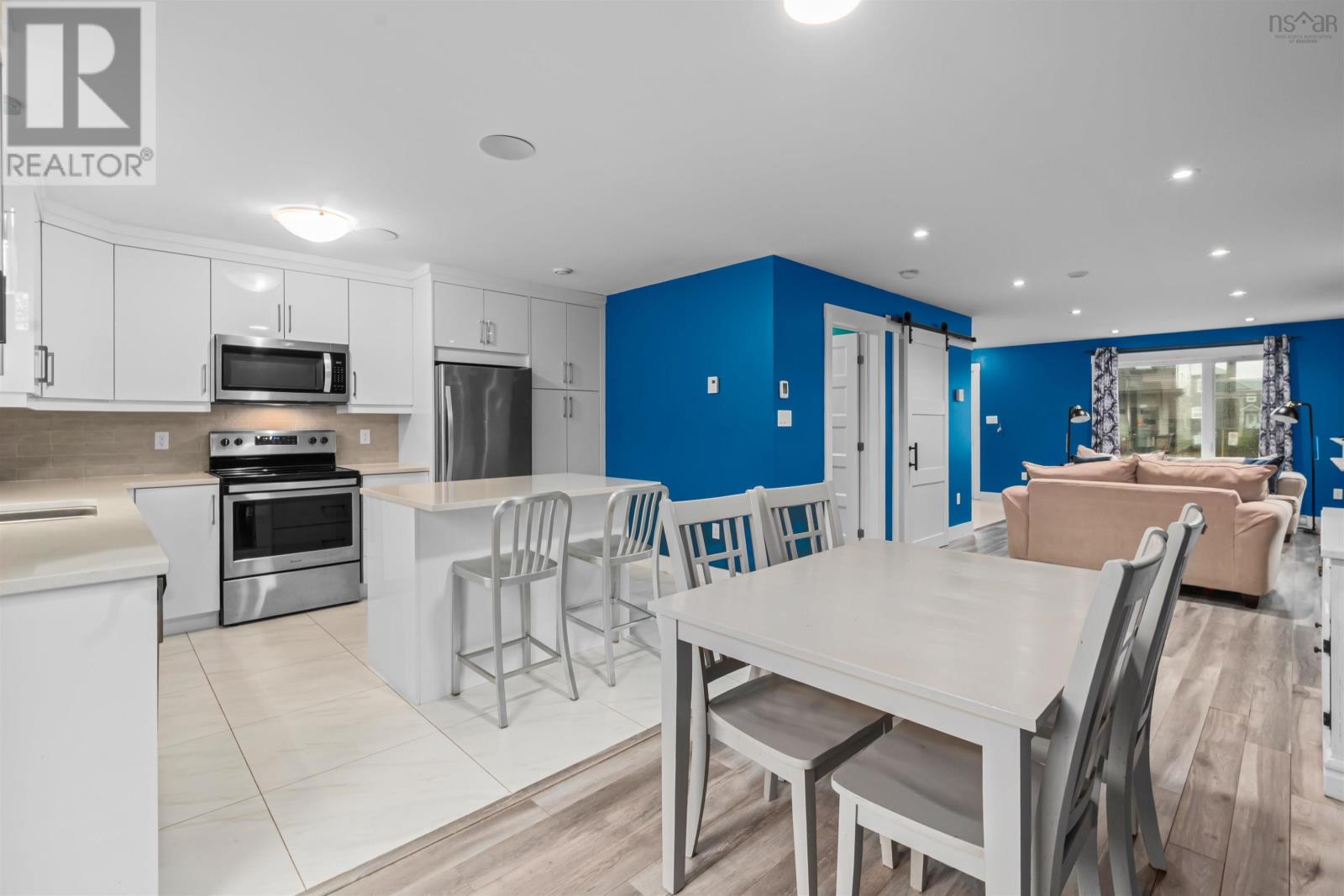 147 Titanium Crescent, Spryfield — photo 8