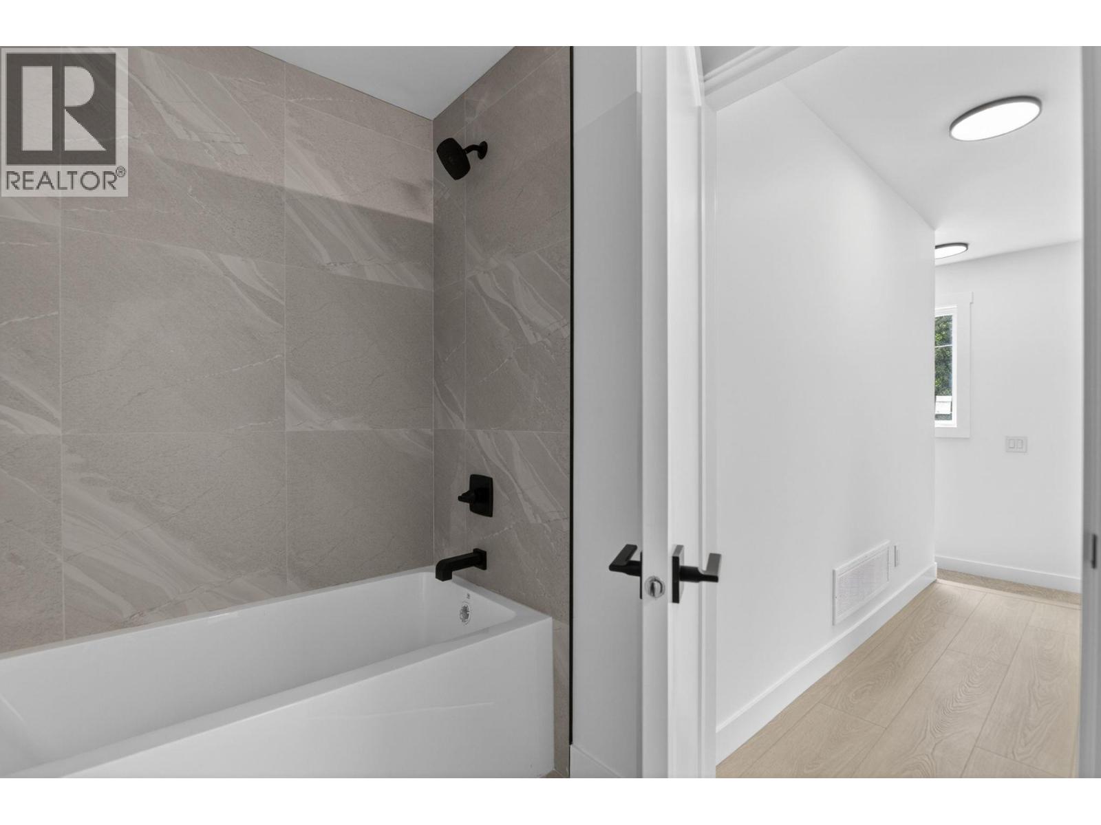 3109 15th Avenue - 14