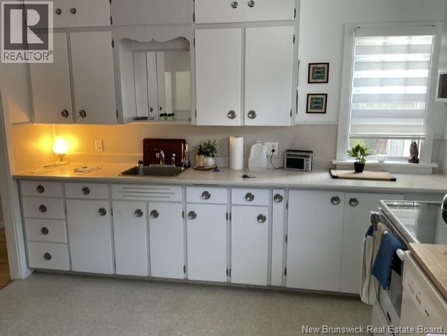 147 Saint James Street, Woodstock — photo 2