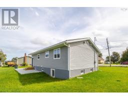 2pc Ensuite bath - 162 Monteith Avenue, Westmount, NS B1J1P4 Photo 6