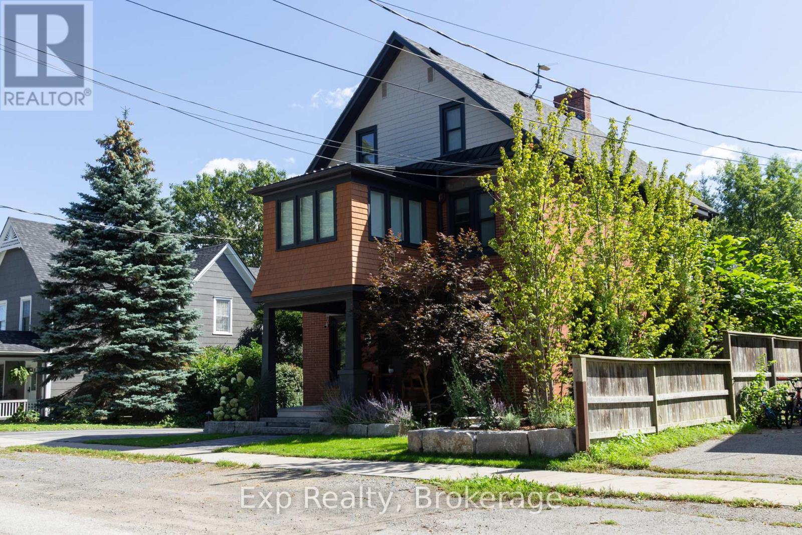 16 BARKER STREET, Prince Edward County (Picton) — photo 6