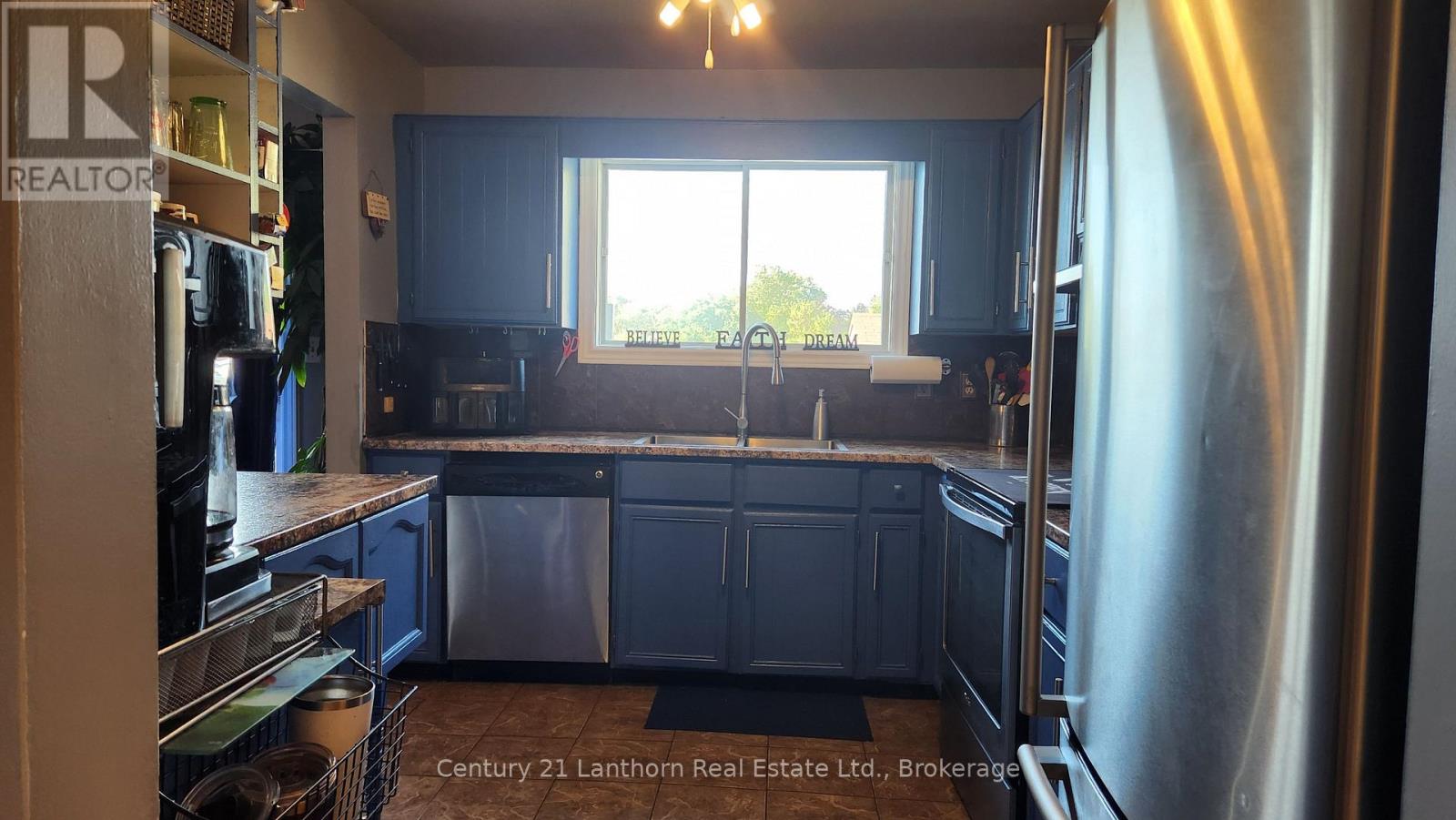 13 LORAINE AVENUE - Image 10
