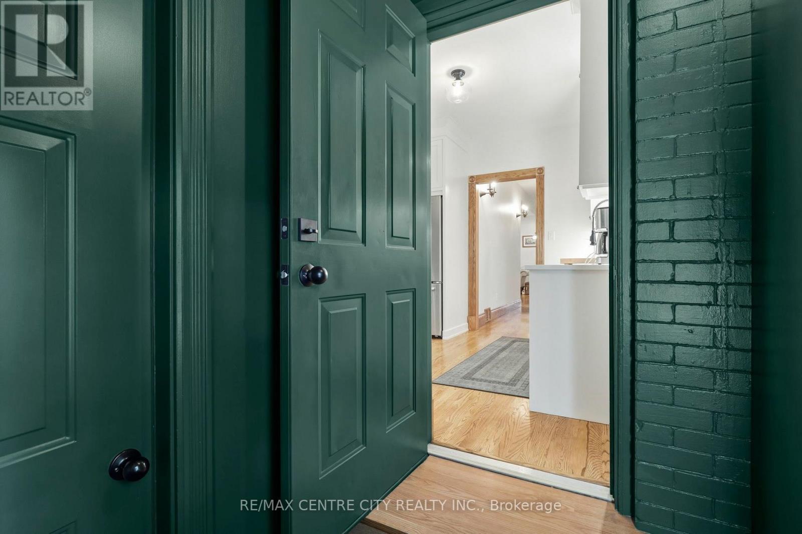 102 WALNUT STREET - Image 36