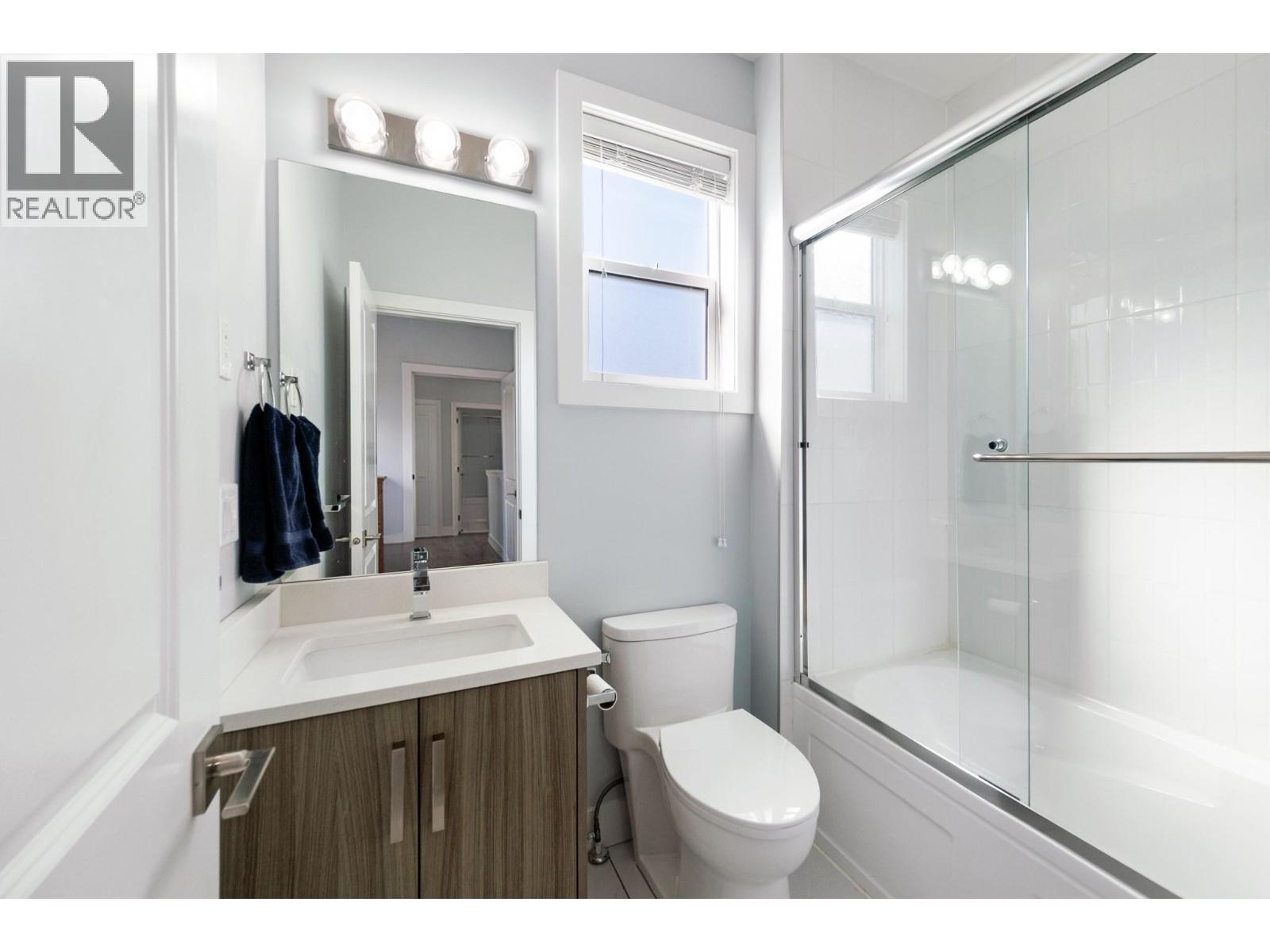 4 825 Cadder Avenue, Kelowna