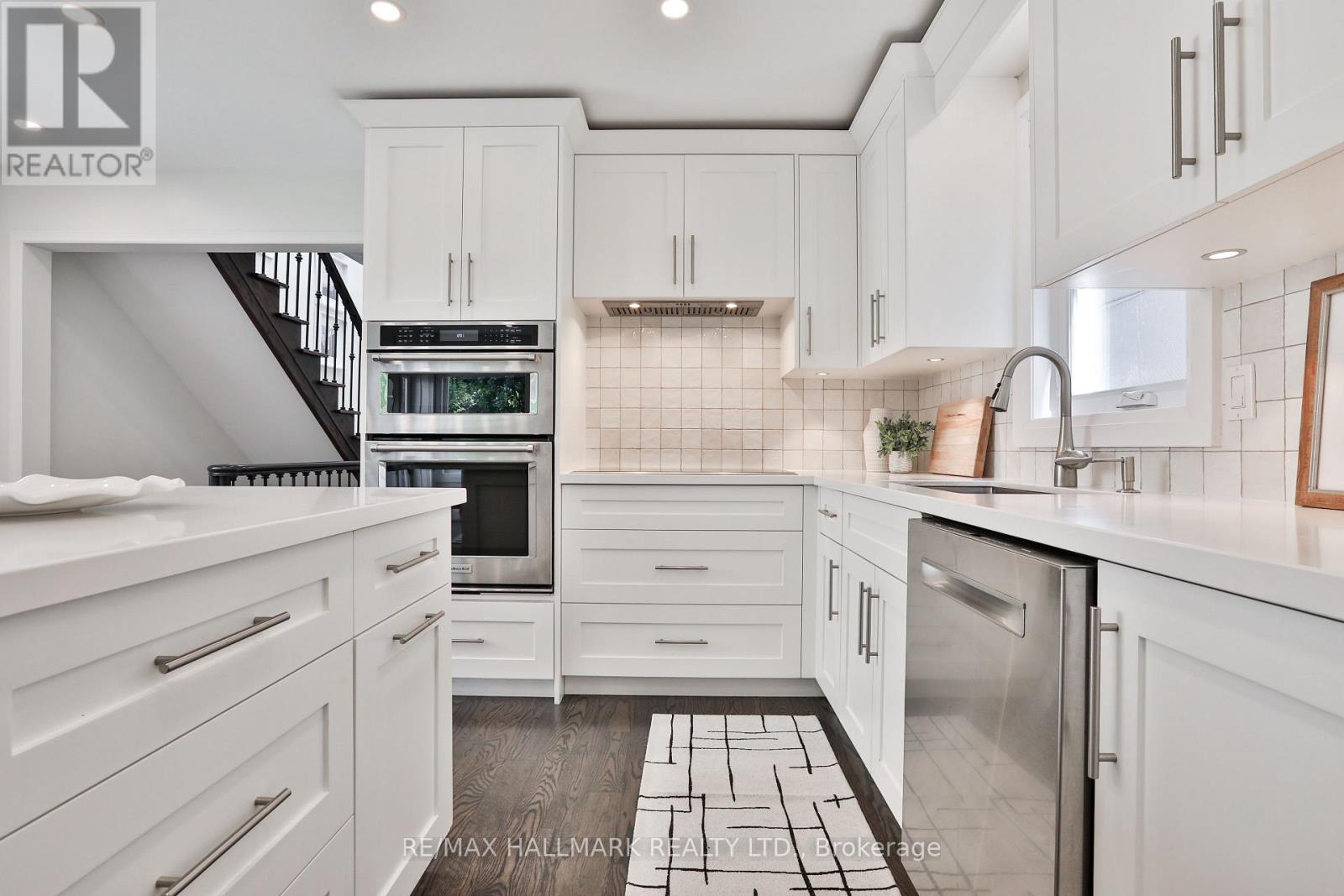 163 ROE AVENUE - Image 15