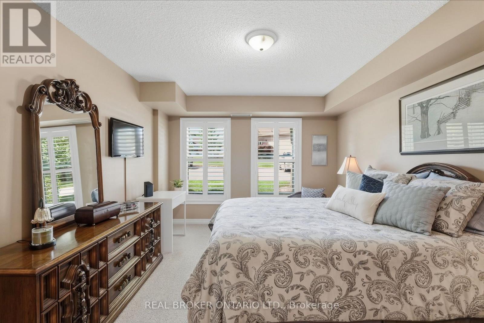 #118 22 JAMES HILL COURT - Image 22