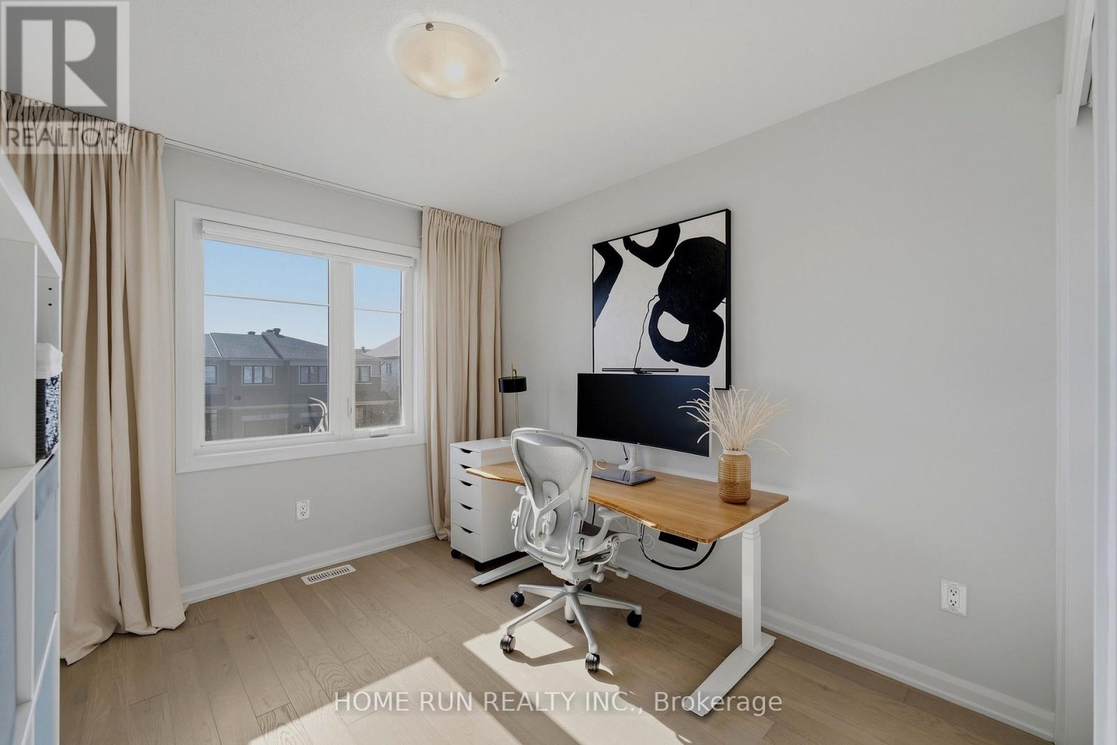 599 LILITH STREET, Ottawa. Luxury613. By Peter Sagos - Image 27