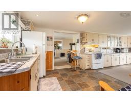 Mud room - 279 Chebogue Road, Arcadia, NS B5A5E9 Photo 9