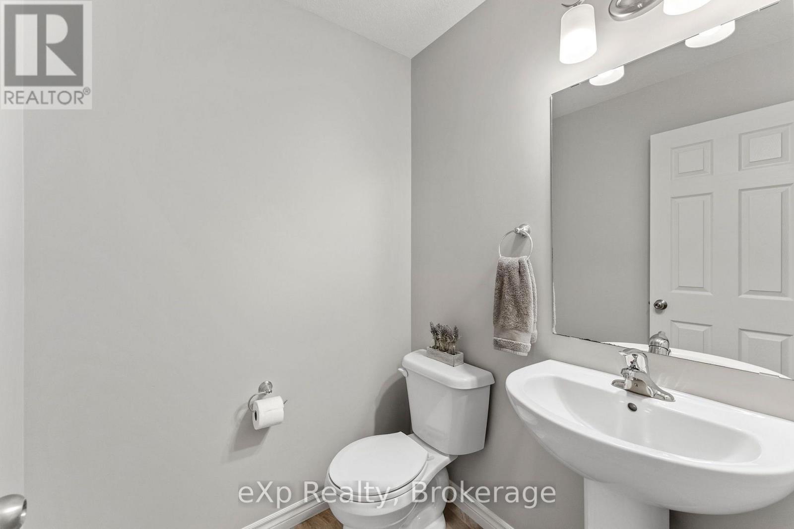 27 ROBERTSON DRIVE, Stratford — photo 9