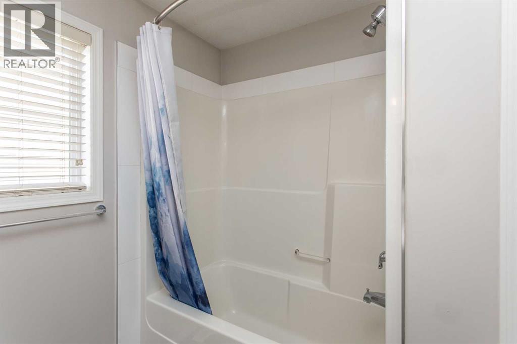 86 Vold Close, Red Deer