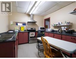 109 Victoria Street E, Amherst, NS B4H1X9 Photo 14