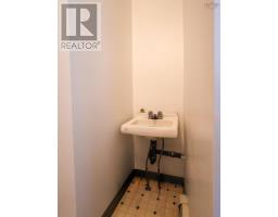 109 Victoria Street E, Amherst, NS B4H1X9 Photo 27