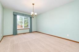 112 Willowlane Drive, Brandon, MB R7B0N4 Photo 6